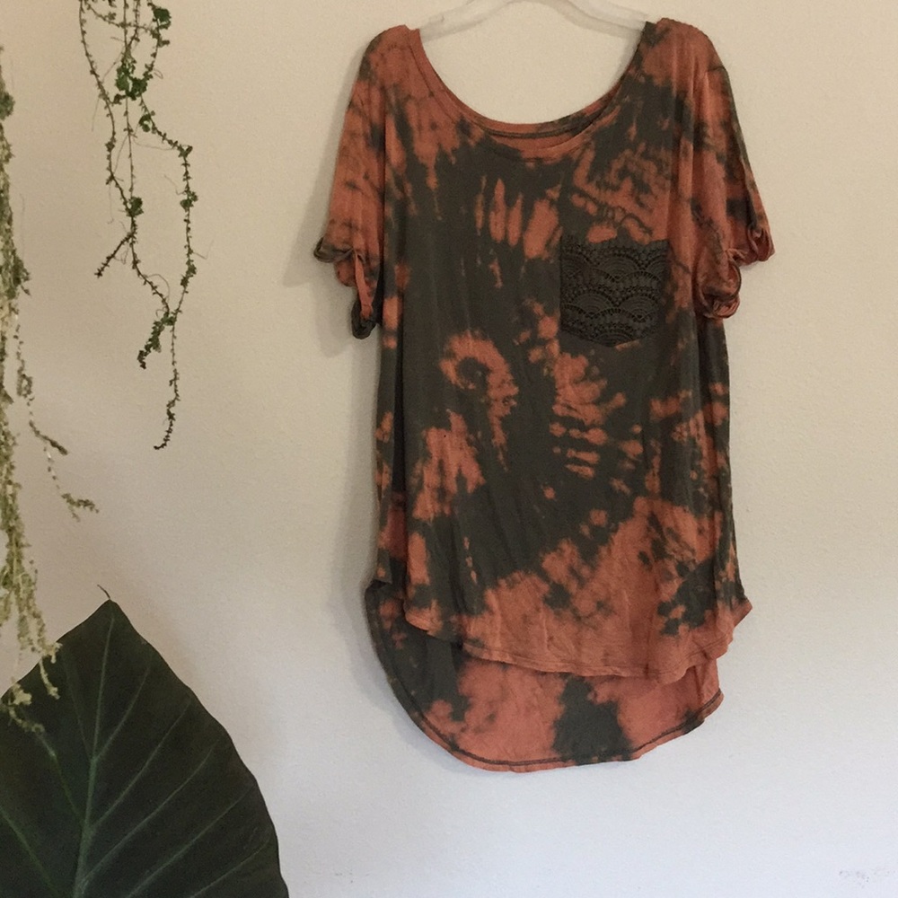 Relaxed fit, Grunge tie dye shirt